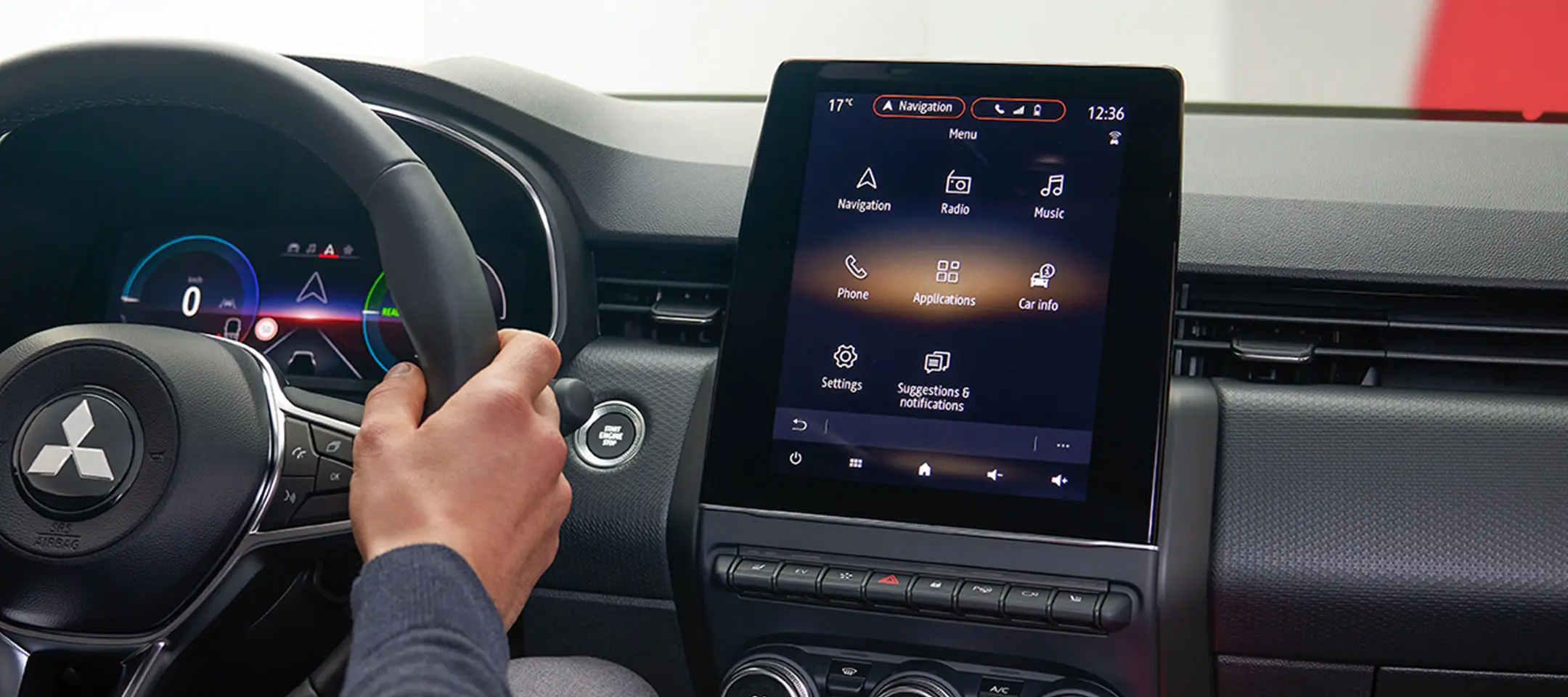 03-CLT-INT-interior-digital-dashboard